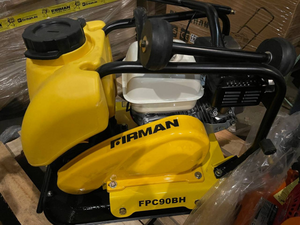 Виброплита FIRMAN FPC90BH