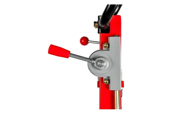 Виброплита DDE VP260-HK (Honda 13,0 л.с.,плита 830х680 мм,750 кв.м./час.КОЛЕСА)